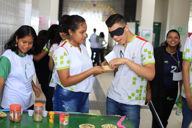 Evento contribui para o desenvolvimento pessoal e pedagógico, dizem estudantes