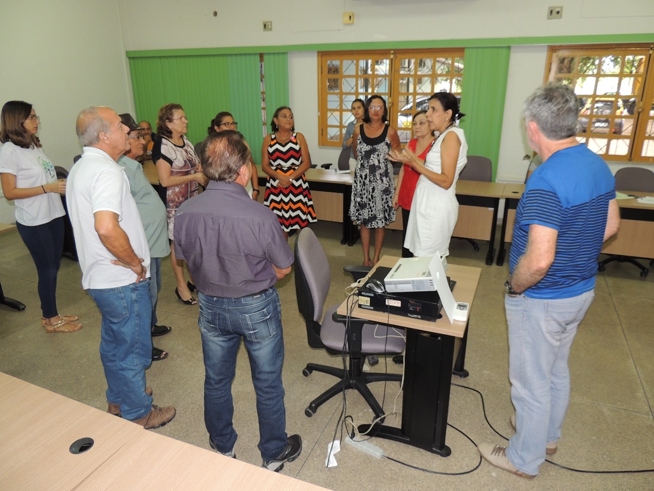 Dinâmica de grupo realizada no I Encontro dos Aposentados do IFRR